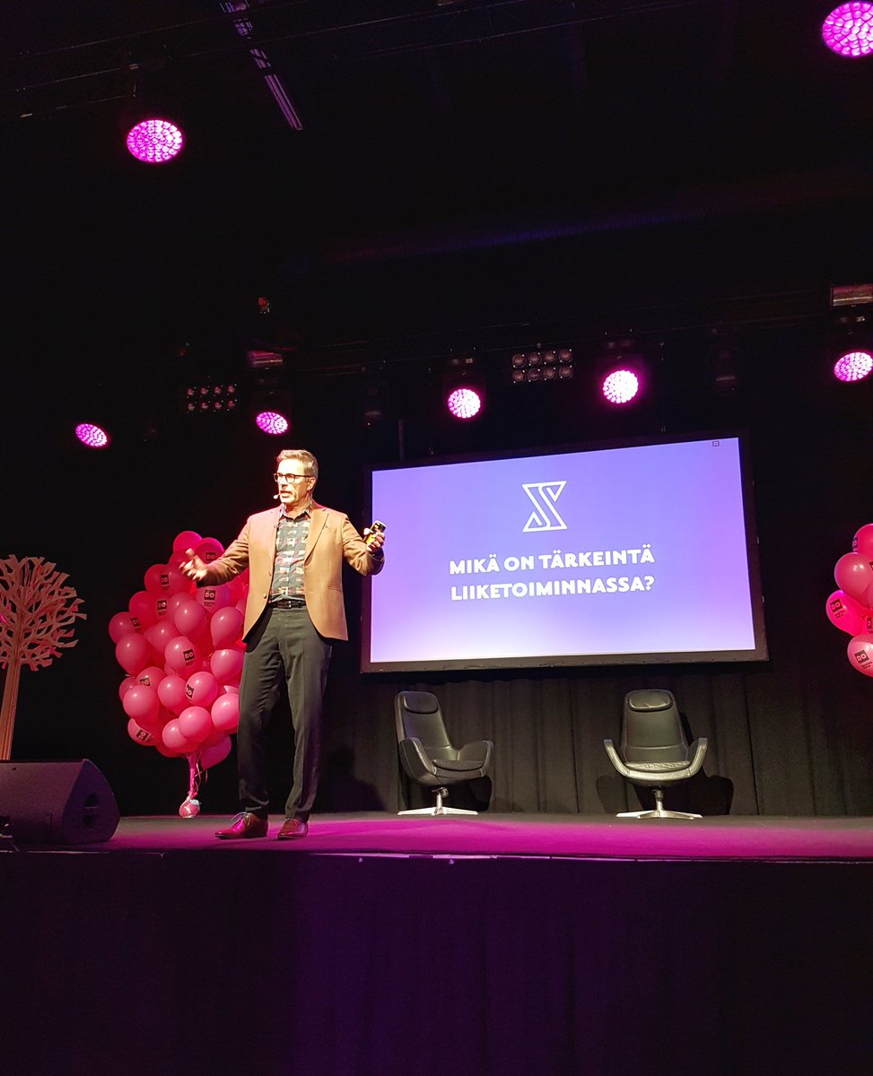 "Elämä on prioriteettien kuvajainen", toteaa <a href="/SarasvuoJari/">Jari Sarasvuo</a>. Ihminen priorisoi noin 70 kertaa päivässä, ja elämän mittaan tehdyt valinnat vaikuttavat suuresti siihen, millaisessa tilanteessa kukin meistä on. #digitaloulu #do2020