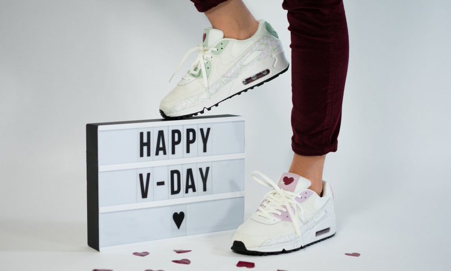 nike air max 90 valentine's day 2020