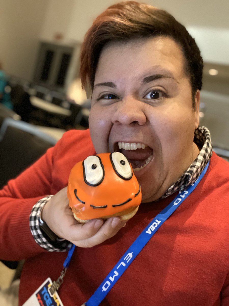 MeStarSosa's tweet image. Can’t stop, won’t stop. Now I can focus in @MsZenTech’s Getting Creative with VR session! #StartYourDayWithBrainPOP #TCEA2020 @brainpop @VoodooDoughnut