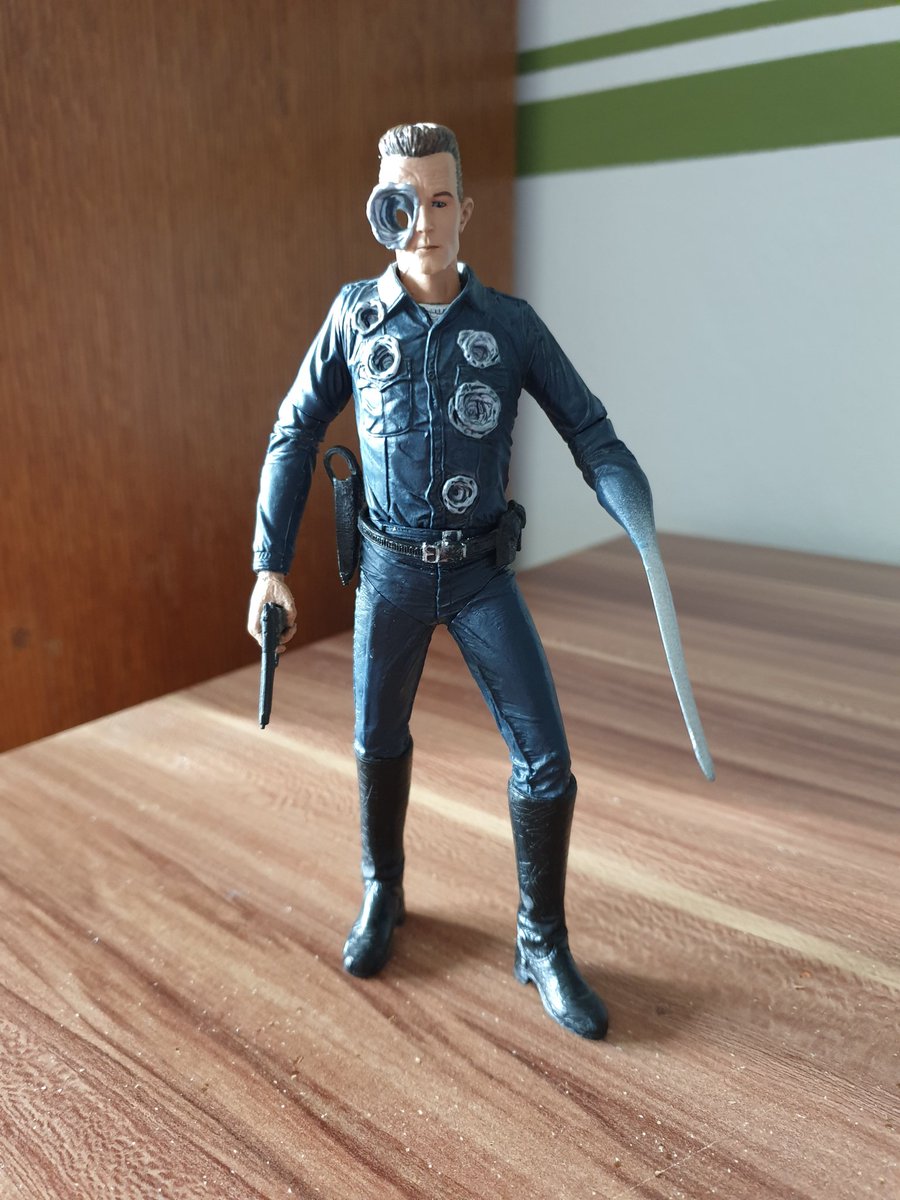 TanjaStrutzl's tweet photo. I love this T1000 #figure by #Neca, it looks really cool 👍😍
#TerminatorJudgmentDay #Terminator2 #Terminator #RobertPatrick https://t.co/0hCKQJIt4T