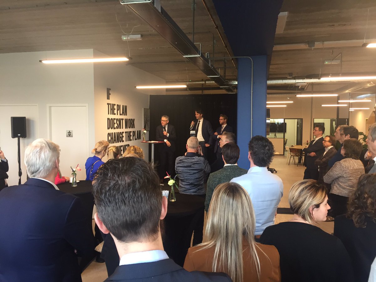 De Duurzaamheidsfabriek heeft er een 'zusje' bij op het Leerpark! Vandaag opende DOC haar deuren. Vestigingsplaats voor #startups, broedplaats voor #innovatie en inspirerende leeromgeving voor studenten. Laat die energie maar stromen!