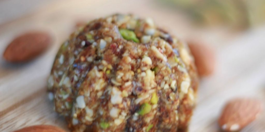 Beebs are a healthy treats company with a PASSION for exciting and delicious products! 💚

If you're wanting to eat healthy or try new foods, check out our range online bit.ly/2BkYAt4

#beebs #healthyfoods #energybites #vegan