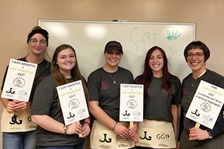 MuskingumUniv's tweet photo. Senior Capstone Project: Pet all the cats!!πΊπ»ππ
Read more about how these 4 seniors are doing more than just petting cats,. They're training them and making a #MuskieImpact
https://t.co/zsrabiaYTu
#CatPawsitive #TheJacksonGalaxyProject #GreaterGoodOrg #PetcoFoundation https://t.co/dJ3XjNKm02