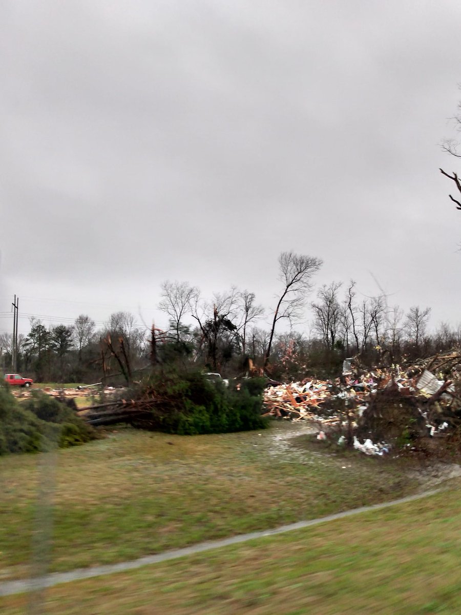 spann's tweet photo. One person was killed here early this morning at Gallion, near Demopolis https://t.co/1mDCIlMjUO