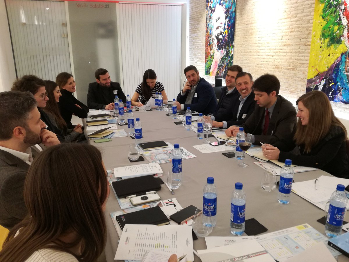 daretail's tweet photo. Tecnología al servicio de la experiencia y la emoción, titular que cierra el #RetailBrunch de 2020. ¡Gracias a todos! 🎉 https://t.co/iLcXyAX1U2