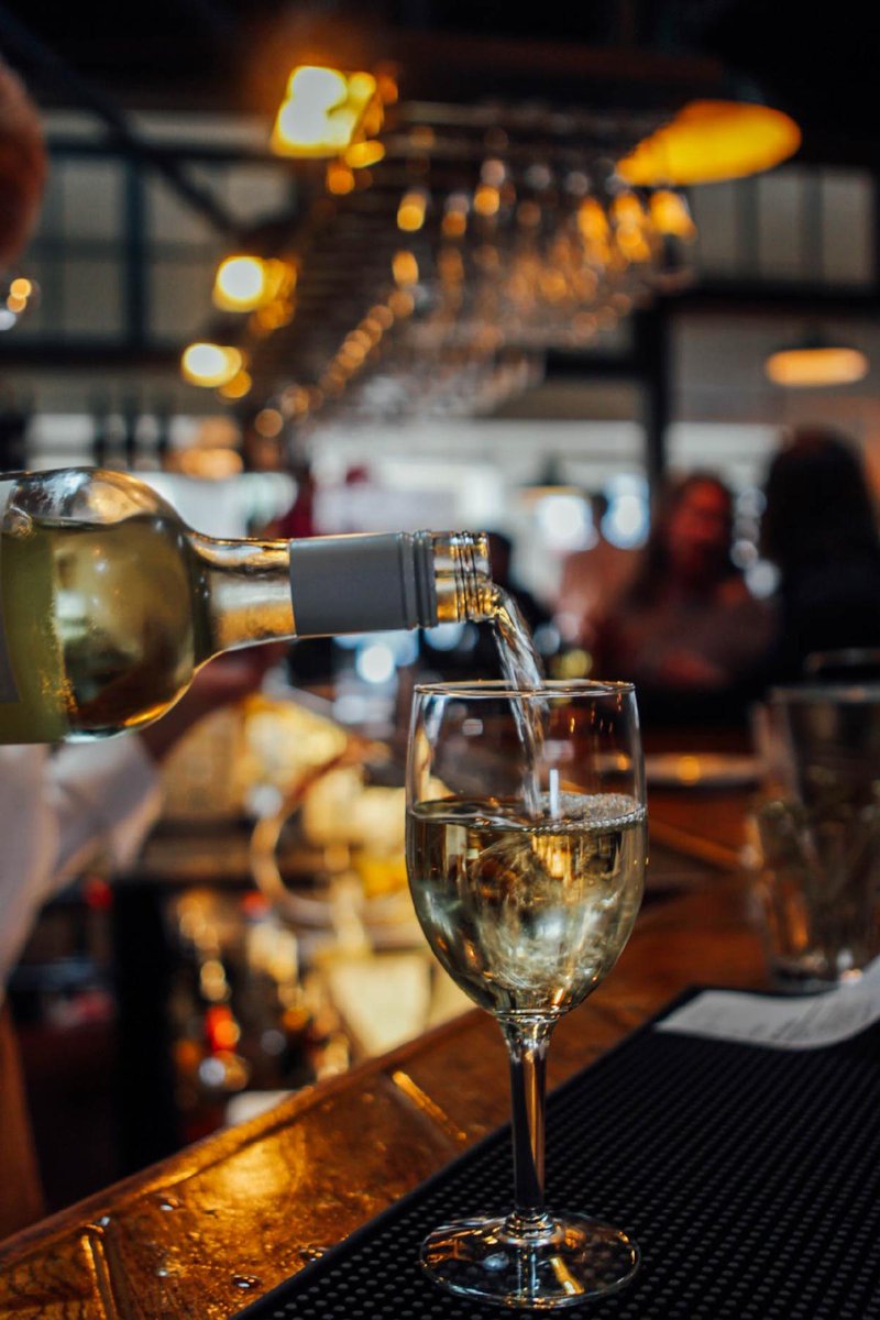 Looking for a special evening out for Valentine's Day? conta.cc/2U1yO7w