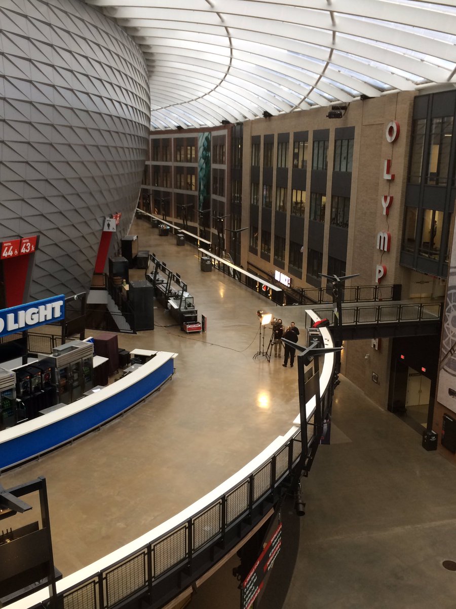 Mr_EPhelps's tweet photo. Cool tour of Detroit Google Office @WIMAWildcats @IBnewsatWIHI  #migoogle https://t.co/fZ3sqV1xVP