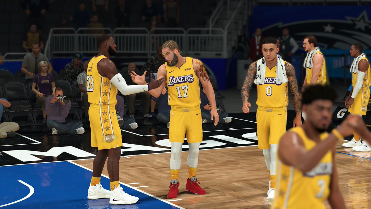 KeBronJJJacobs3's tweet photo. Handshake with 💯👑🏀
#MyCareer
#NBA2K20
#StriveForGold
😅😂🤣 https://t.co/3VgYkWNmPQ