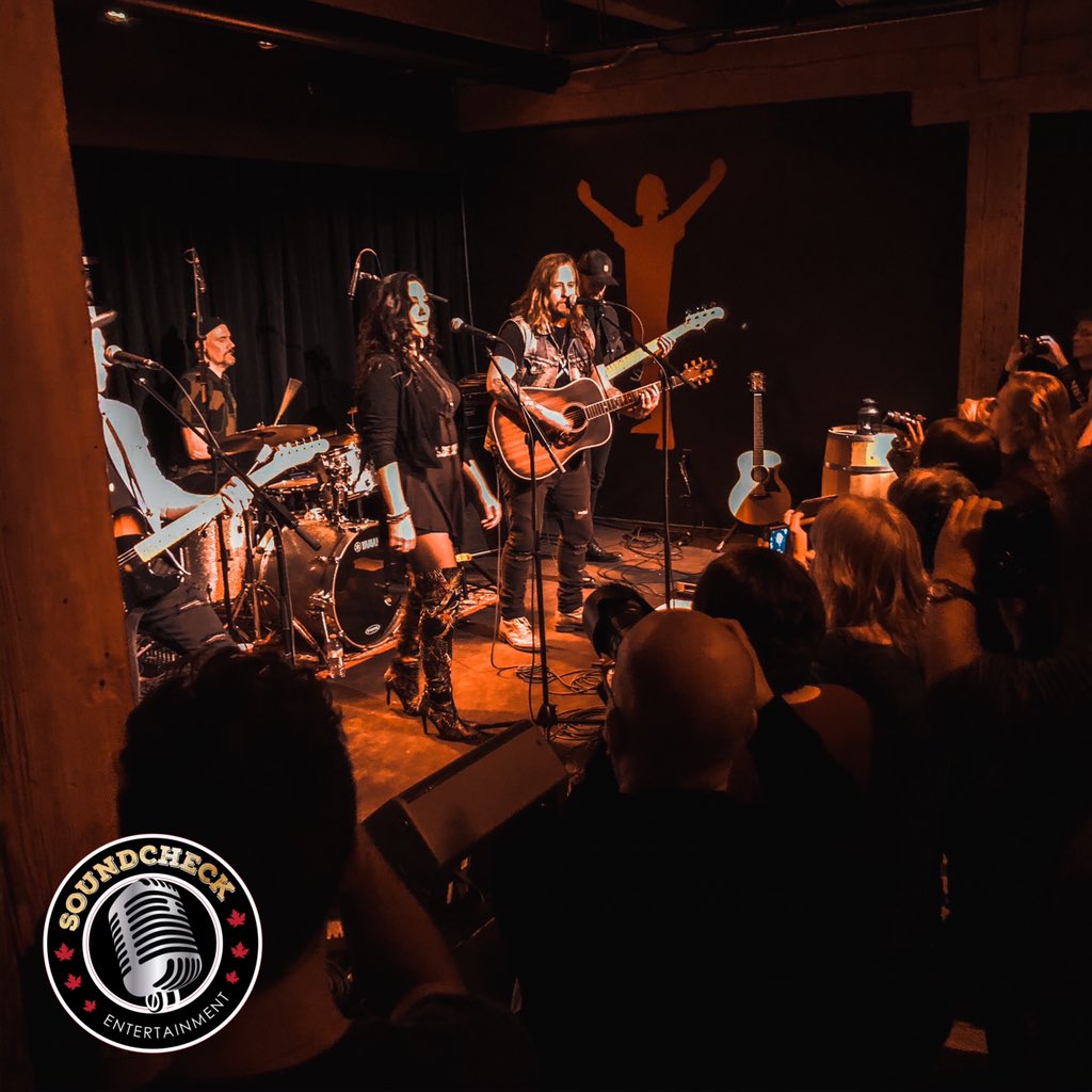If you missed it, We were there at the Live Nation Lounge with <a href="/sonsofdaughters/">Sons of Daughters</a> and <a href="/thereklaws/">The Reklaws</a>. It was a night of music and some story telling for The Ones to Watch Northern Sessions. 
#LiveNation #OnesToWatch #WeLoveLive 

facebook.com/30576130285764…
