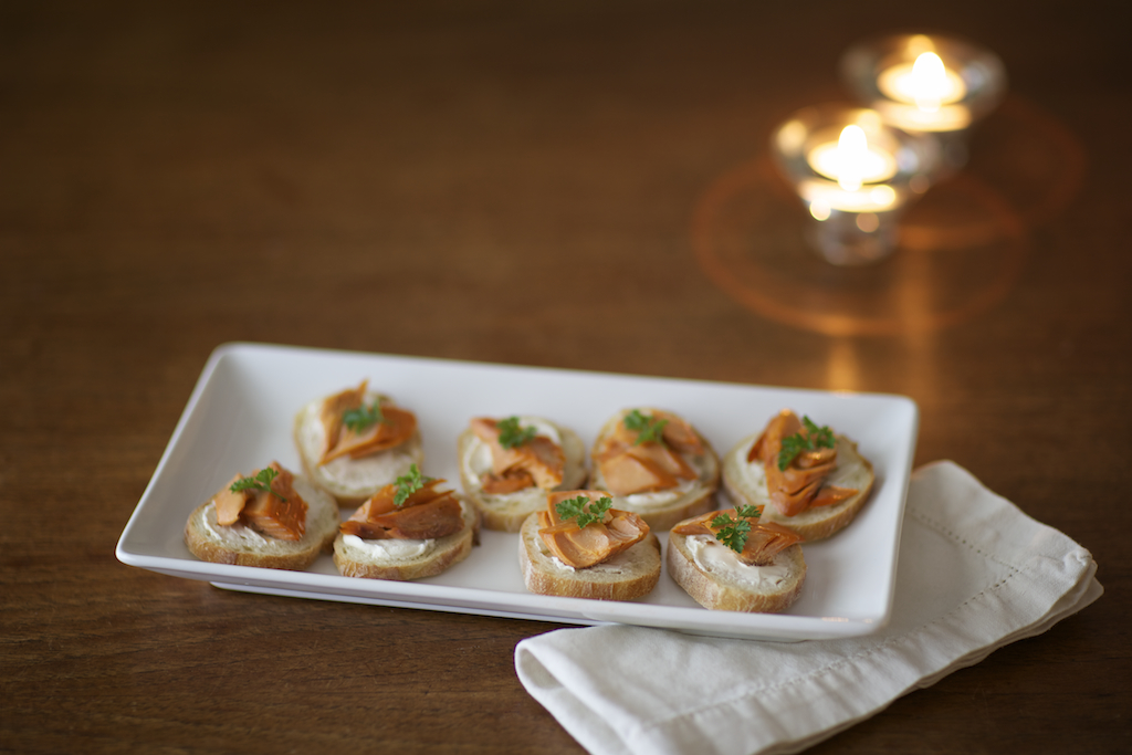 SeaChangeCanada's tweet photo. Did you know? 🐟 February is #OceanWiseMonth. As an @OceanWiseLife partner, we are proud that our SeaChange seafood products only use #wildsalmon, contain the purest ingredients possible, are made to international food safety standards and are authentically #Canadian. https://t.co/44ibfvNP0Y