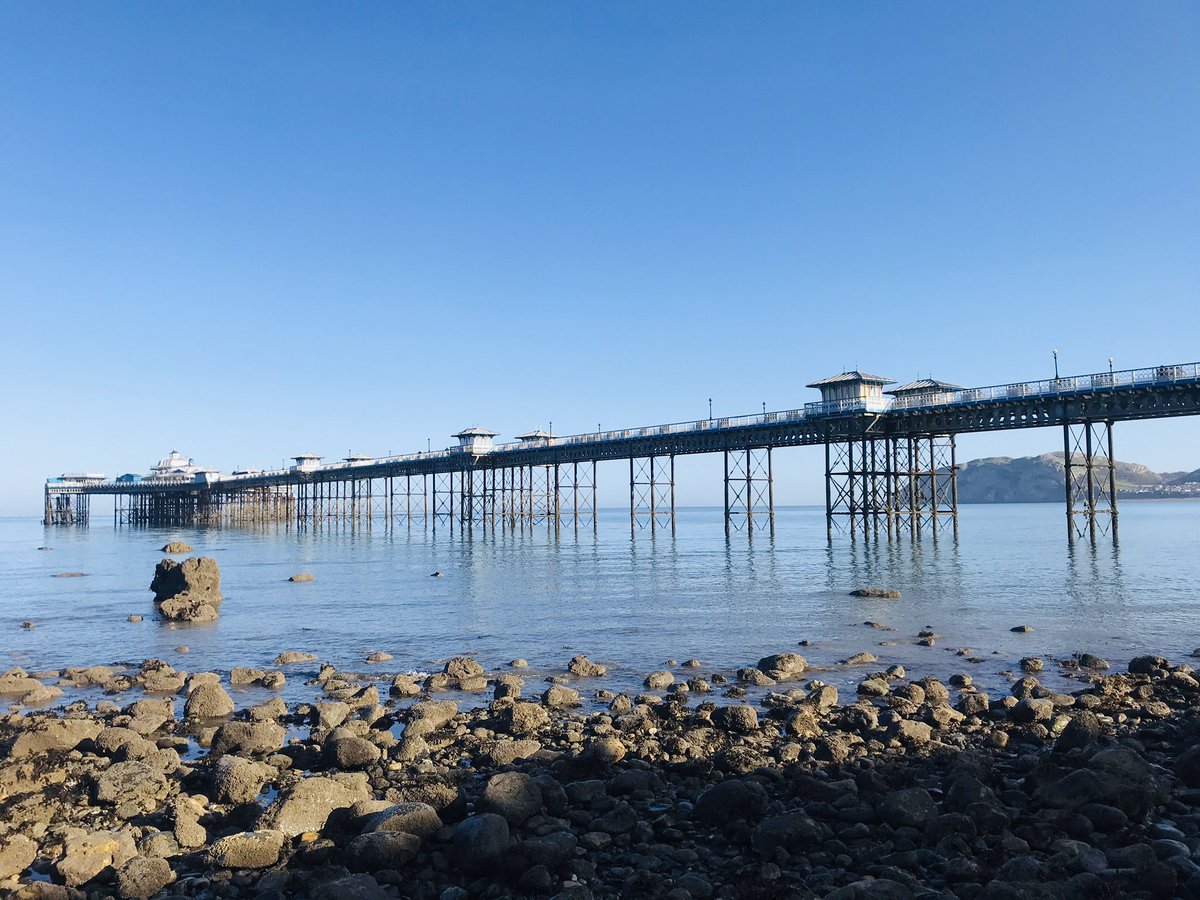 Sunny Llandudno!