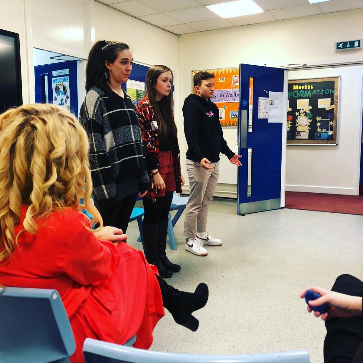 OddArtsUK's tweet photo. 😁BRILLIANT•AFTERNOON🙌🏼 at The Canterbury Centre delivering A Spiralling Mind🌀. Some amazing young people expressing their opinions and getting involved - great session! 👍🏽 #oddarts #ASpirallingMind #CanterburyCentre #Salford #mentalhealth #selfharm #mentalhealthawareness https://t.co/5L3LghLOSb