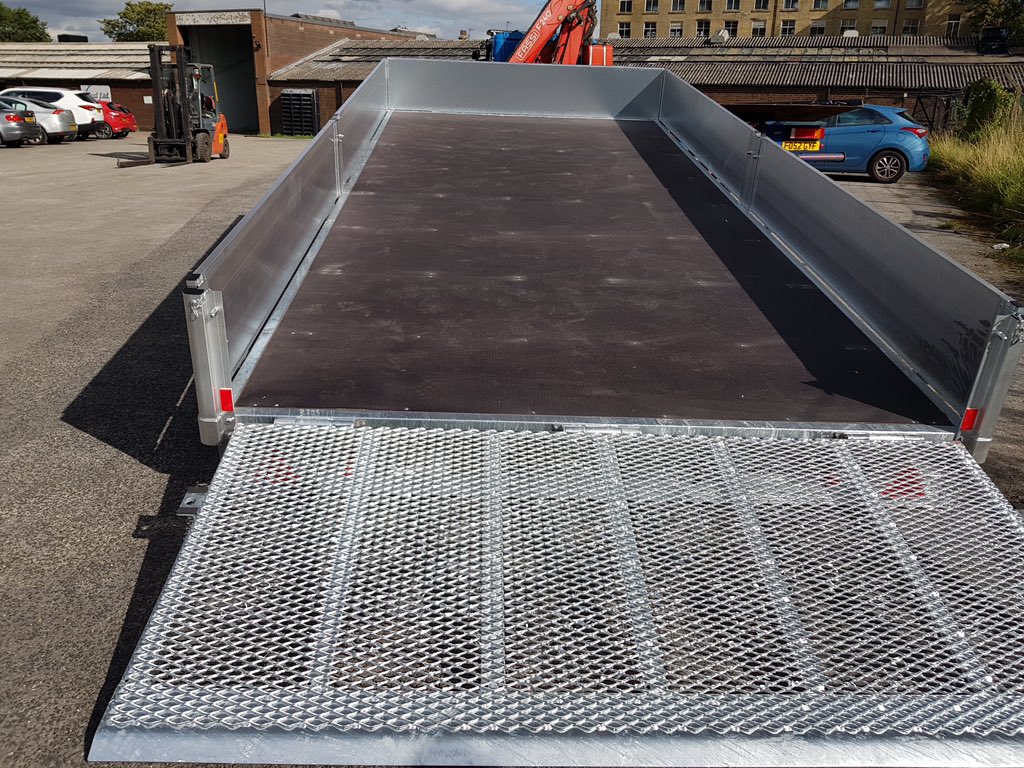 Taylors Trailers tweet media