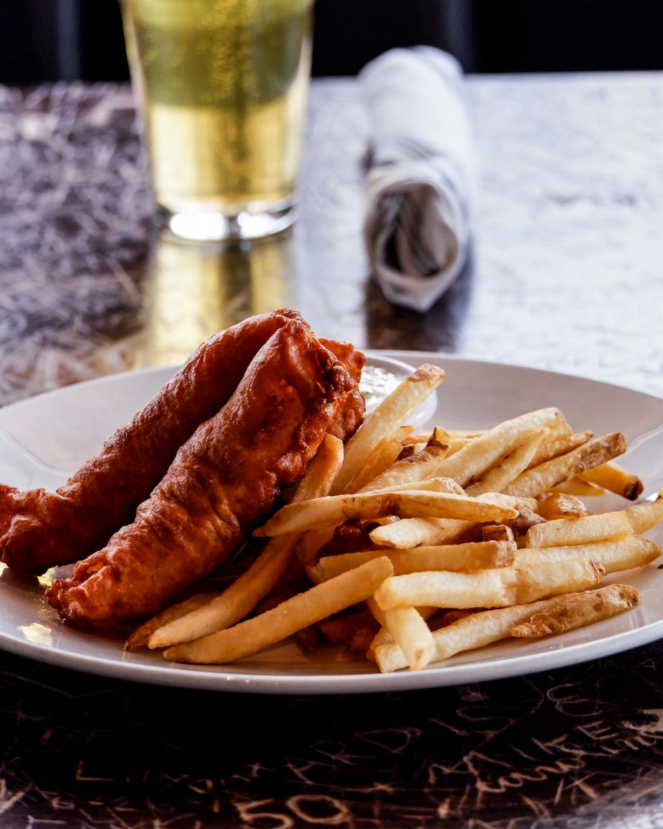 Lunch is served 🙌#FishandChips
