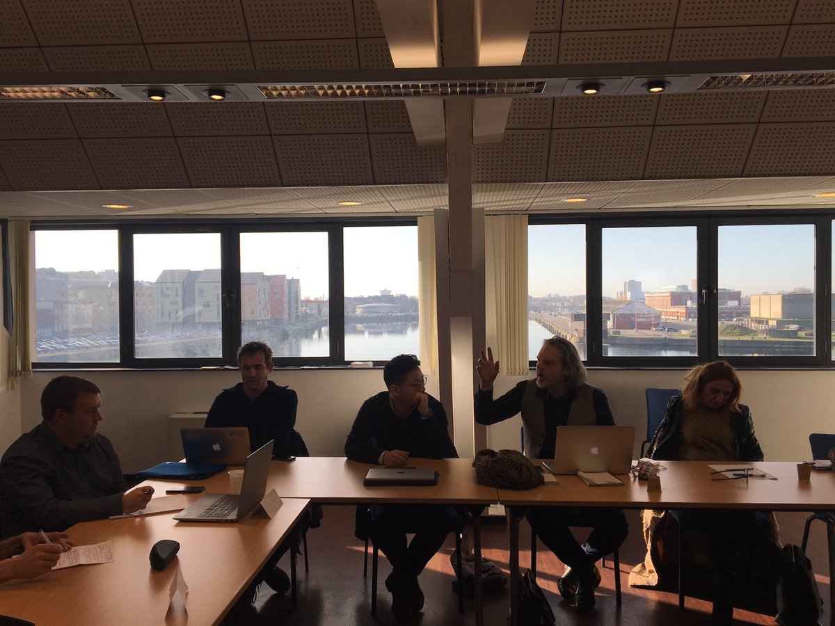 Caro.AccélérateursRev3 tweet media