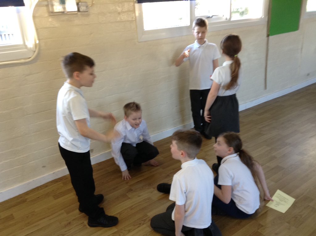 latimerprimary's tweet image. Year 5 have experienced the life and work of a fashion designer and actor today during our Art Week 2020! #ClassCJ #ClassTJ #latimerart #latimercares #reallife #LatimerArtsWeek2020 @MartinHighSch