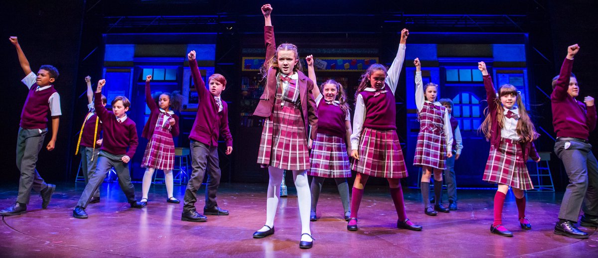 Tickets4Theatre's tweet photo. It's the final countdown for #SchoolOfRock here in the West End!🎸 Don't miss out! Book your tickets now from £17.50! 🎟️ 
➡️ https://t.co/tUZiUm3aFq 
📞 02070872992 https://t.co/FPMcnrluS0