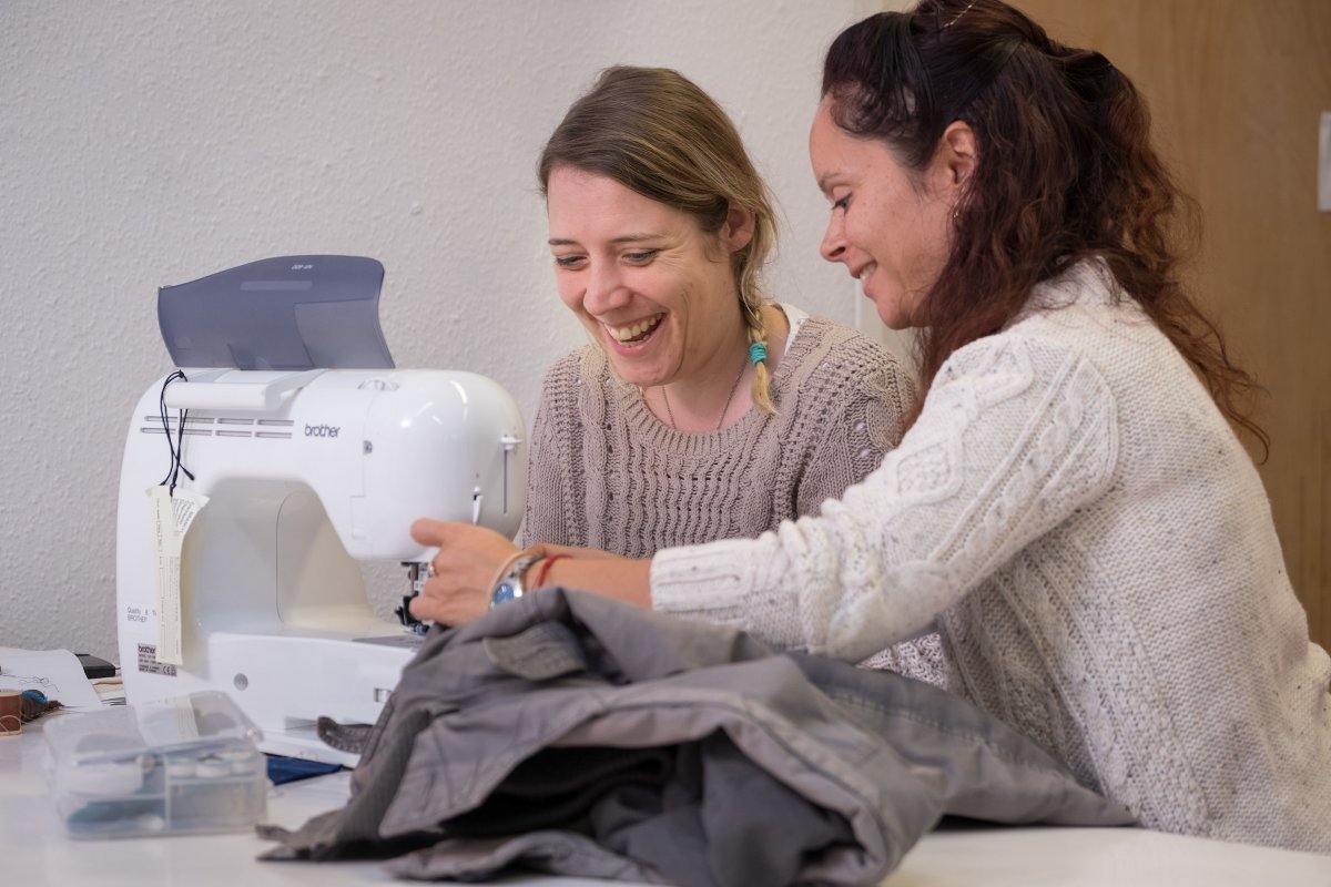 Don't forget to register your interest for this Saturday's @WiseUpToWaste Repair Cafe in #Enfield. You can learn the skills to get your clothes repaired, mend your bike and much more. It's free but you need to book eventbrite.co.uk/e/enfield-repa…