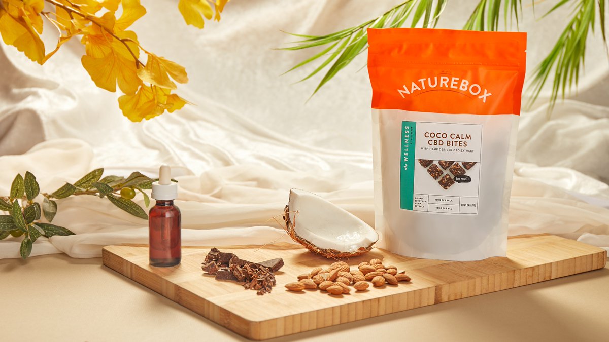 naturebox's tweet photo. Today is #ThankfulThursday! As a way of thanking you, our CBD Fruit Chews &amp; Coco Calm CBD Bites are on sale! Grab a bag now and share it with the ones you're thankful for. #cbd #cbdsale #cbdchews #cbdbites

https://t.co/Bo9dW5ZOkC https://t.co/sqPQAKMat1