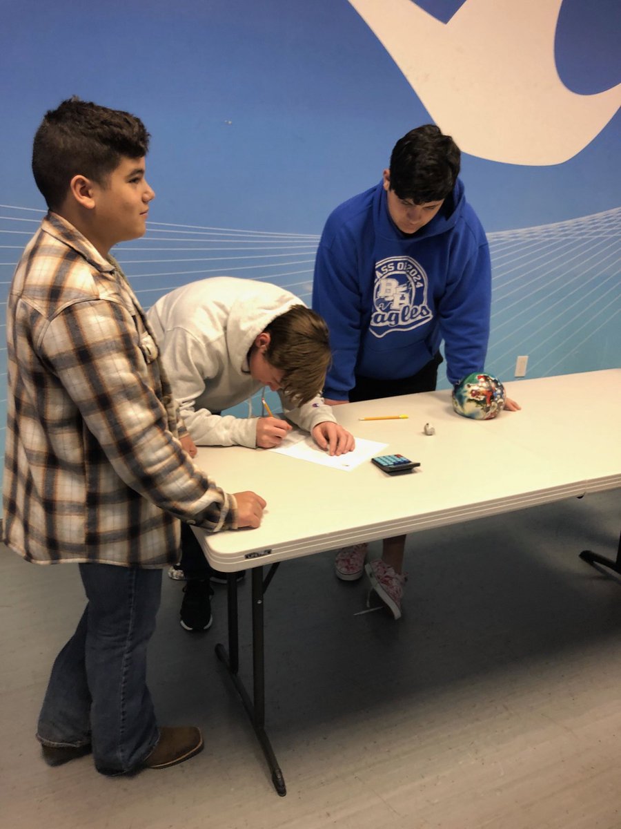 BarbersHillMSS's tweet image. A future astronaut from MSS?  Our Stem 2 students took learning to a whole new level at I-Fly!  
#stemrules
#southside