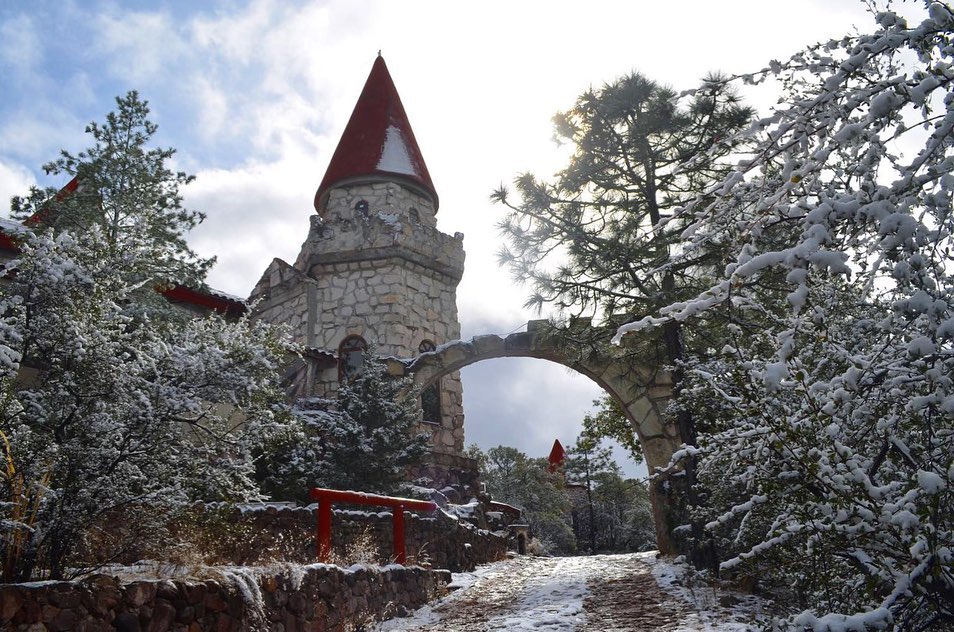 hotel_mansion's tweet photo. Paisajes nevados en nuestro hotel en Barrancas del Cobre #Chihuahua.

https://t.co/9MakJQENqC https://t.co/jqDGKQ7Pka