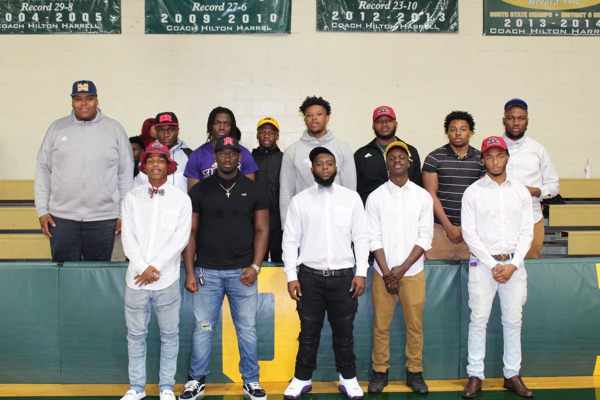 DrCederickEllis's tweet photo. TRUE FRIENDSHIPS

South Pike High School Football Signees supports McComb High School Football Signees 2020

"Friendship is all about trusting each other, helping each other, loving each other and being crazy together."

#ItsComeBackTime https://t.co/vwVky1Gdsc