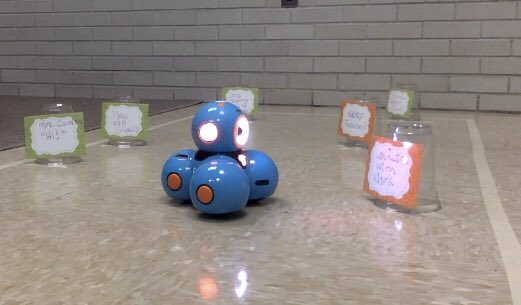 EONeillSheehan's tweet photo. School Counseling + Coding = Awesome &amp; Engaging social skills/executive function lesson. @WonderWorkshop’s Dash went through triumphs and challenges at school &amp; what would be said/planned at each event. “Can I have help, please?” “Want to play?” “Thank you!” https://t.co/xP7iTAMiDL