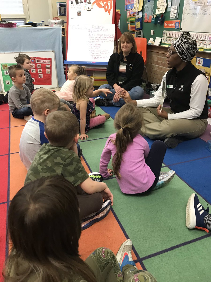 Cleveland Metroparks “ECO EXPLORERS”educated our students on Insects yesterday and today!  I actually heard a student say they are BEAUTIFUL! Thanks to our PTA for helping coordinate this for our program ❤️
