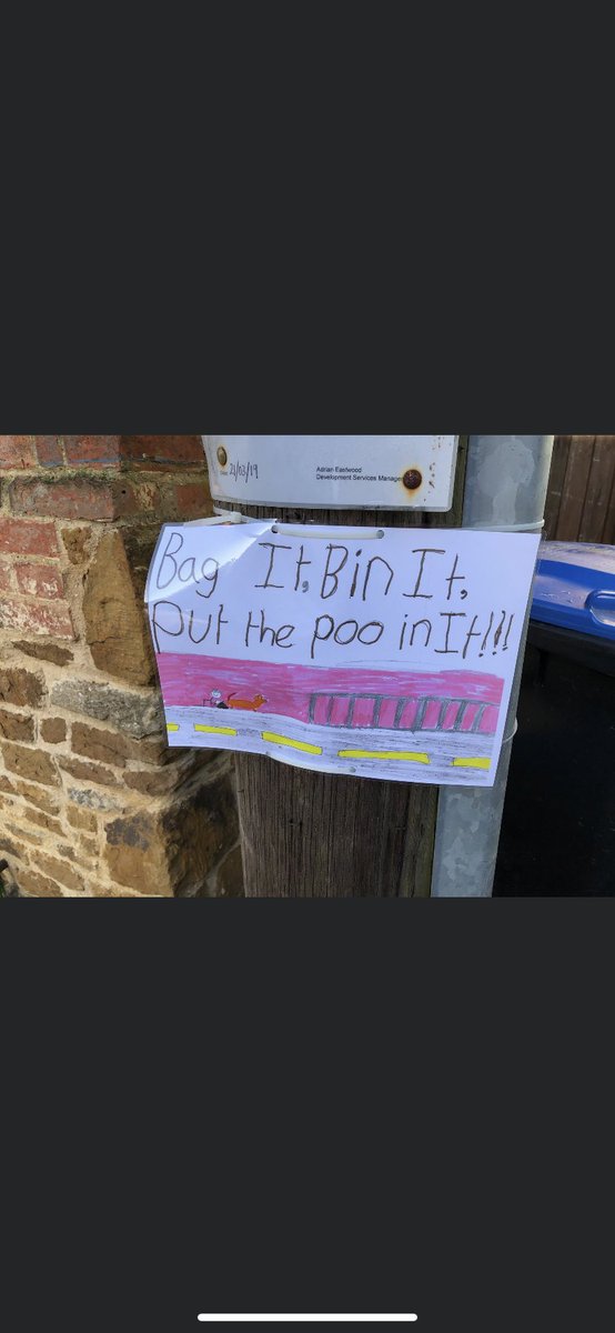 mjoyce2011's tweet photo. Great to see the school council getting involved.  Great posters. #dogpoo #bagitbinit @HoughtonPrimary @HarboroughDC @HoughtonHill https://t.co/7krlTGzkNH