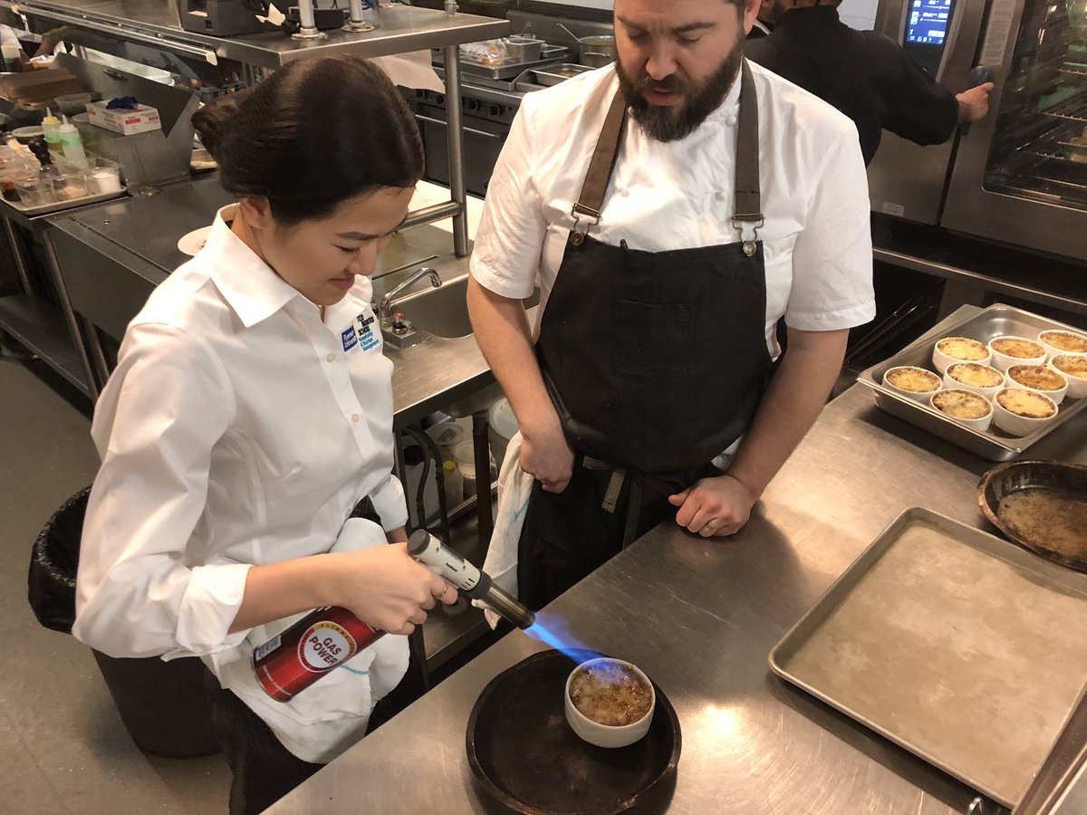 FDimanche's tweet photo. Today I saw our new chef @HTMRyerson Tommy McHugh in action (and I tried everything... trust a Frenchman: the food is GOOD!) and the students love it! #RUdining @TRSMRyersonU https://t.co/W6gMJ6TUo5