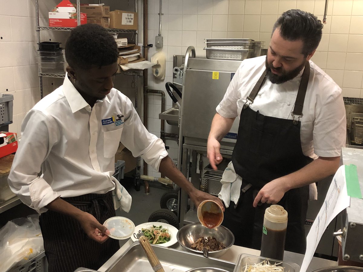 FDimanche's tweet photo. Today I saw our new chef @HTMRyerson Tommy McHugh in action (and I tried everything... trust a Frenchman: the food is GOOD!) and the students love it! #RUdining @TRSMRyersonU https://t.co/W6gMJ6TUo5
