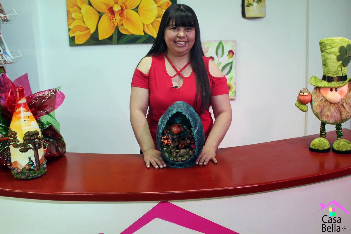 Canal6colcable's tweet photo. #Hoy en #CasaBellaTv aprendimos hacer una fuente en forma de huevo de la mano de la Tallerista Nancy Pachon de la academia Sabiduría Compartida.
#Canal6Colcable ¡Lo que tú quieres ver! https://t.co/O9jD8g4KLJ