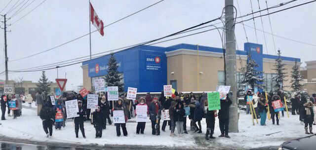 #Istrikebecause 83,000+ educators are with me! Go Team! 👏🏼 “We are fighting for our kids” Saying it again loud in multiple languages! The weather can’t stop us! Defend education! <a href="/ETFOPeel/">ETFO Peel</a> <a href="/ETFOeducators/">Elementary Educators</a> <a href="/PeelSchools/">Peel District School Board</a> <a href="/MsSGrewal/">sgrewal</a> #ETFOstrong #NoCutsToEducation #Solidarity #RedForEd