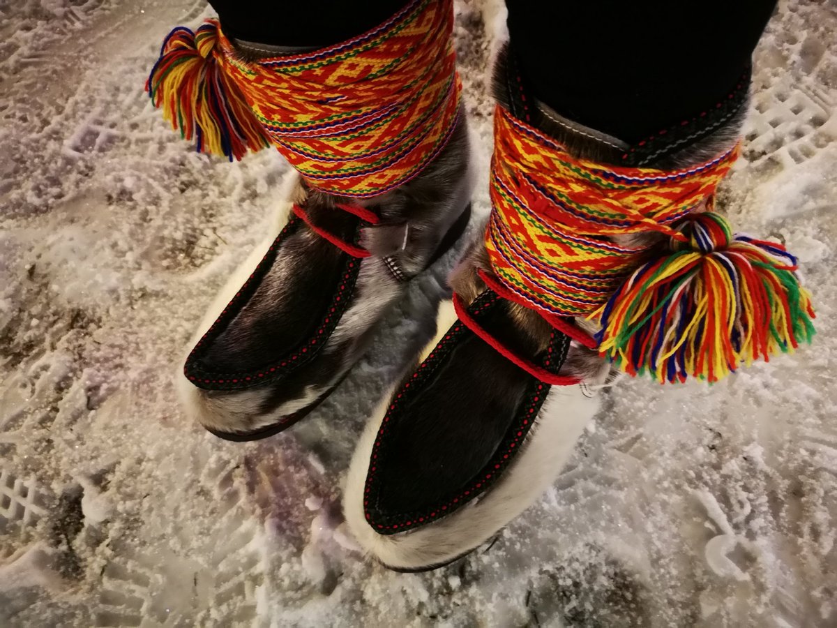 My belt and shoe ribbons are typical for the area I am from. Whereas most sami could place them to Sør Troms, you'd probably had to be specially interested or from Troms to identify them