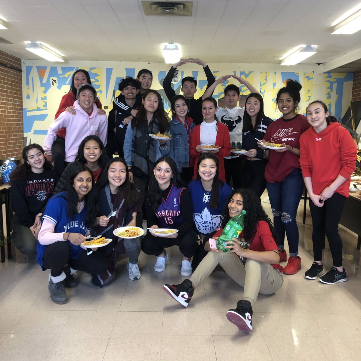 🍴👨🏾‍🍳 Thanks to the Athletic Council for the staff luncheon 🥗👨🏾‍🍳