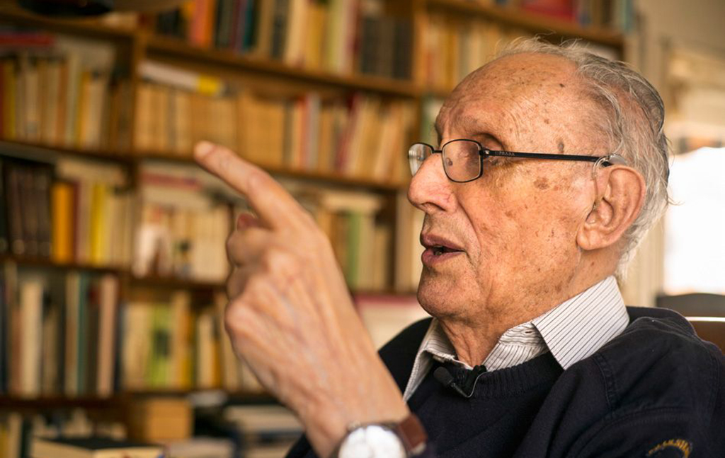 Nascut #taldiacomavui del 1920, avui el Mossèn Josep Maria Ballarín hauria complert 100 anys. SÀPIENS va tenir l'oportunitat d'entrevistar el famós capellà i escriptor poc abans que morís l'any 2016. Recuperem el que ens va explicar a sapiens.cat/temes/personat…