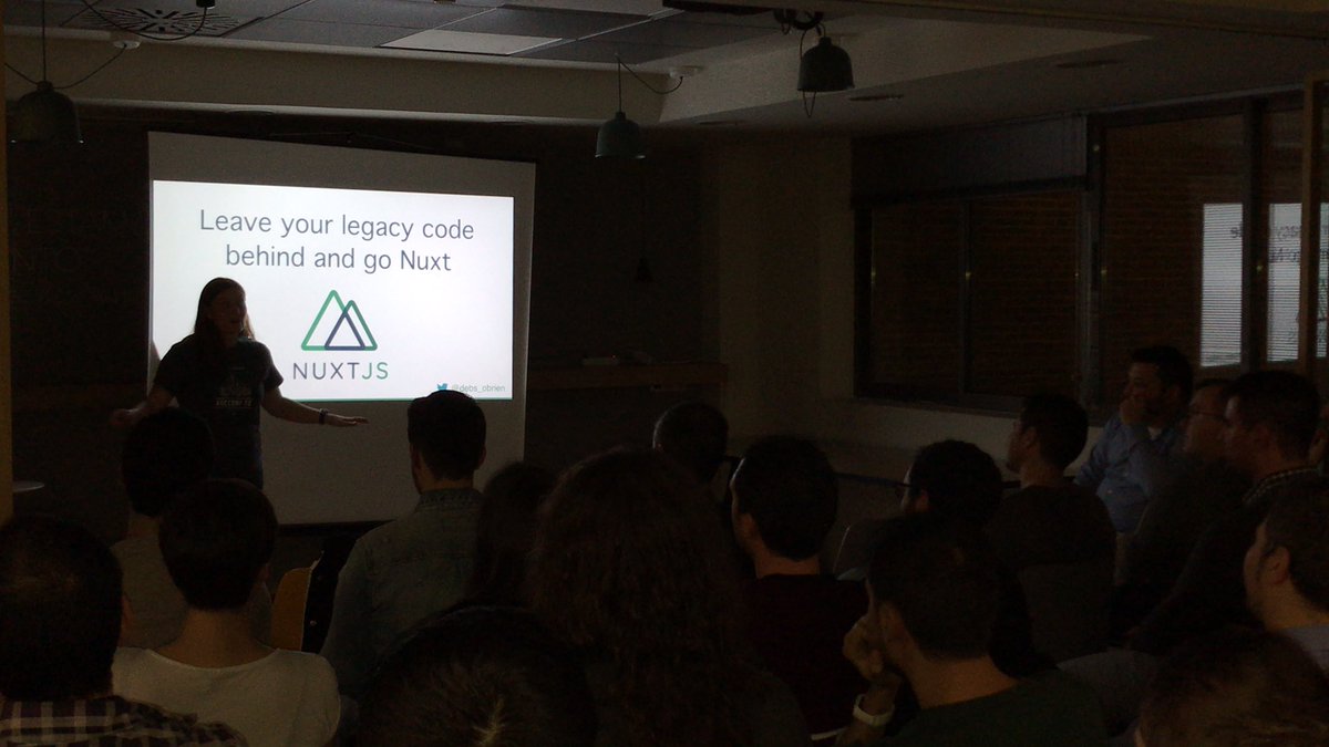 davidbolufer's tweet image. Full House!!!! Go on @debs_obrien! CC @VuejsValencia