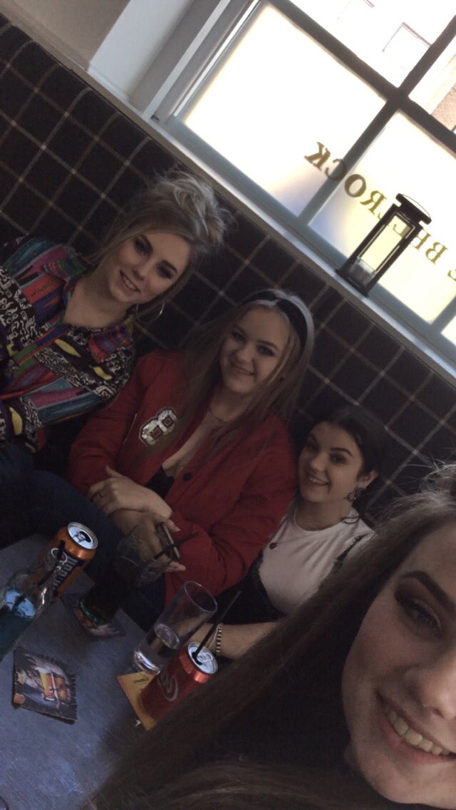  Happy 18th birthday chick! Have a fab day and I ll see you at the weeknd   