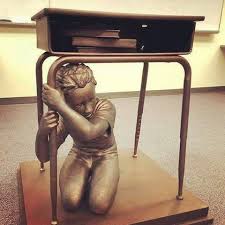 JDJC6251's tweet image. Imagine having 2 policemen protecting you and you still get injured so badly by a mass murderer.

Our small children go to school every day with only their teachers keeping them out of harms way

I think this is a good argument for #CommonsenseGunControl
Sculpture by Manny Oliver