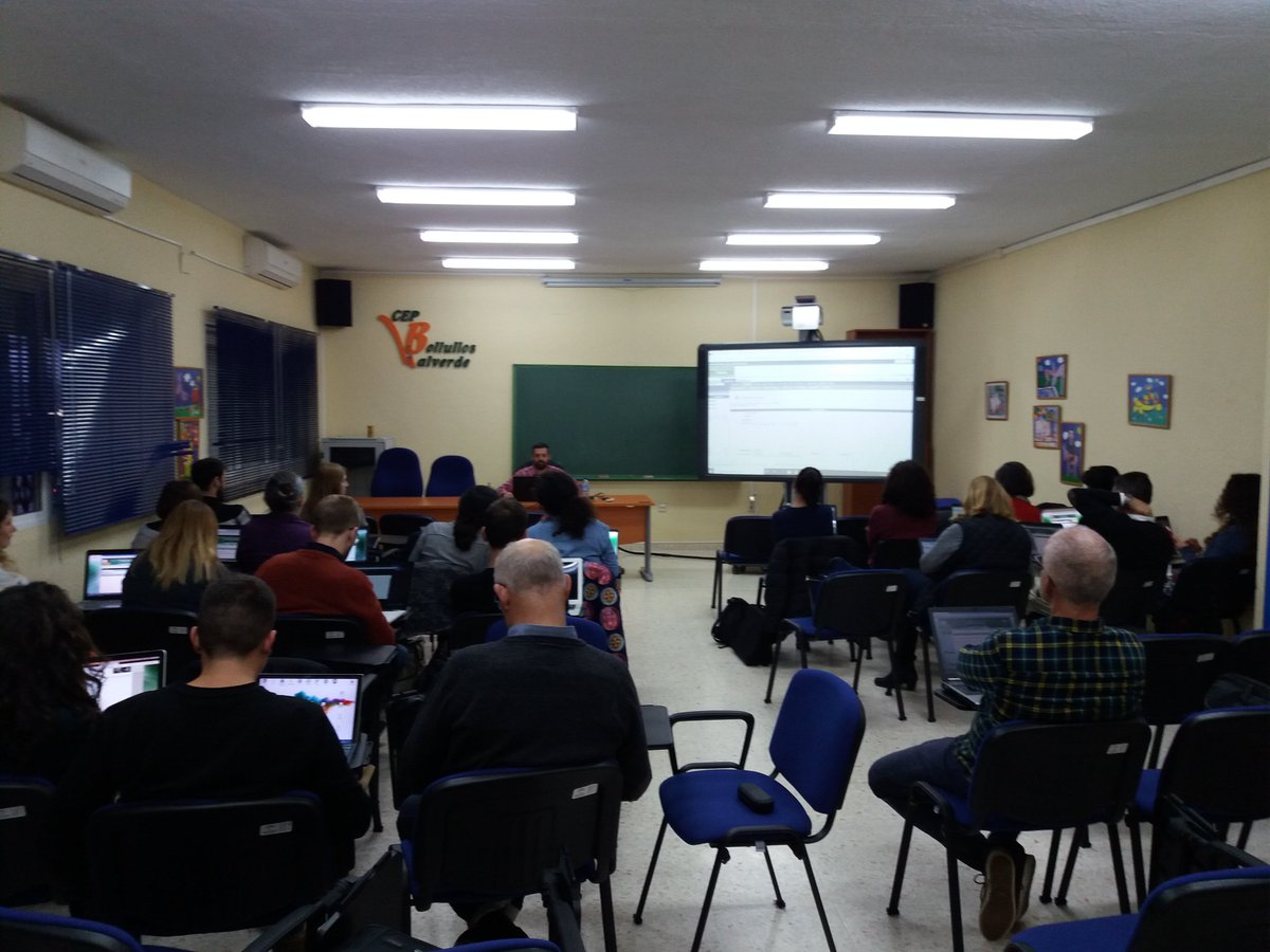 LauraMarPor's tweet photo. Terminamos la formación en plataformas y herramientas de la Junta en el @cepbollullos  con el IES Virgen del Socorro (Rociana) 
Claustro con ganas de aprender y ser un competentes en la Tics. https://t.co/O6cOCBQ9tj