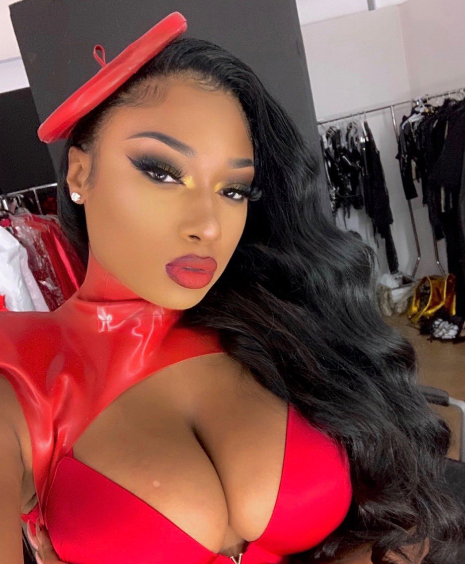 theestallion's tweet image. Megan Thee Mac ❤️