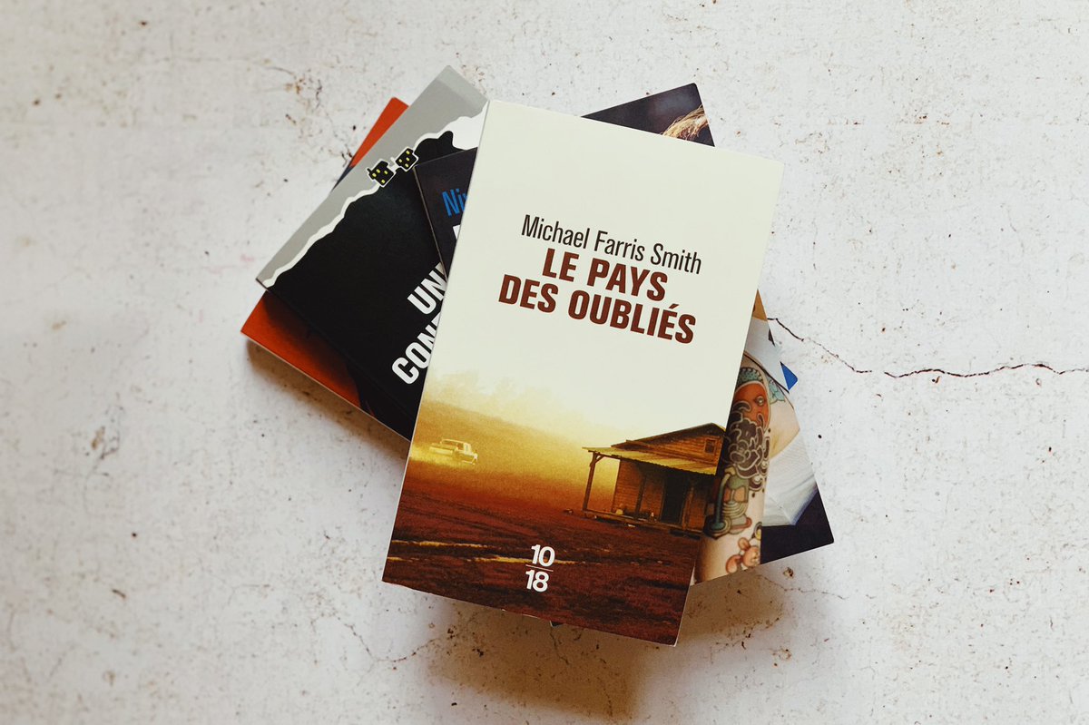 Editions1018's tweet photo. #Jourdesorties chez 10/18 !
Une prose intense, lyrique pour le portrait d’une Amérique exsangue et désespérée.
👉Lisez Michael FARRIS SMITH !
https://t.co/wFzZNMSJ6h https://t.co/1TWYAZII23