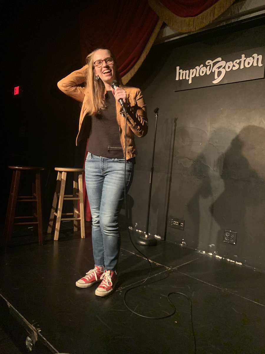 FarrisnFriends's tweet photo. Red sneaker crew was killing the game last night! 👟 It’s called FASHUN HUNTY 💃 #StandupForSnackCakes https://t.co/9OmX0FY7bc