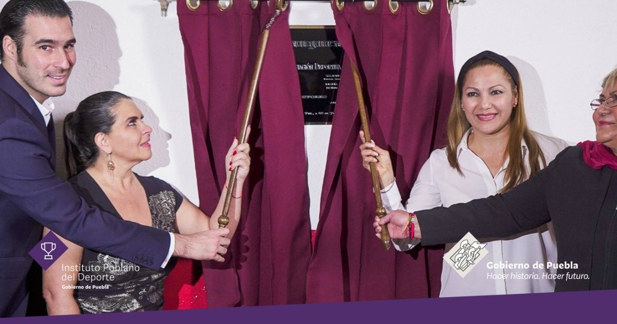 DeporteGobPue's tweet photo. Durante la inauguración de la escuela #AFIDEBOX en San Martín Texmelucan, la directora general, @Lira_Yadira, comentó que el @Gob_Puebla, respalda los programas que el presidente de la República, @lopezobrador_, impulsa a beneficio de todas y todos lo mexicanos. https://t.co/KgC3ZA8O47