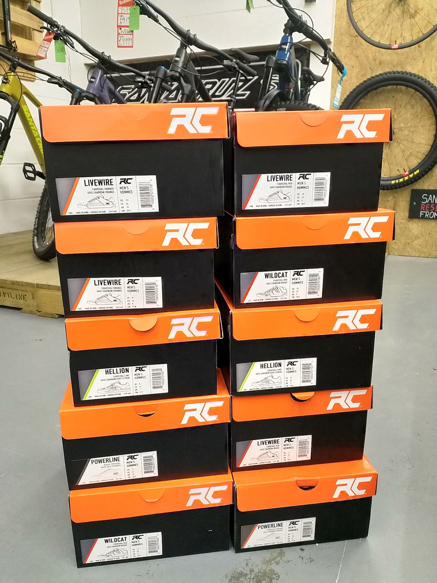 bikegoo's tweet photo. Ride Concepts shoes have landed with us today! Quite a few pairs have turned up this morning and more sizes and colours due in a week or so. Pop in to see what we've got.

#rideconcepts #mtbshoes #cyclingshoes #bikegoo #bikeshop #shoplocal #allmtb #enduromtb #dhmtb #mtblife #mtb https://t.co/e4OIgHSLyW