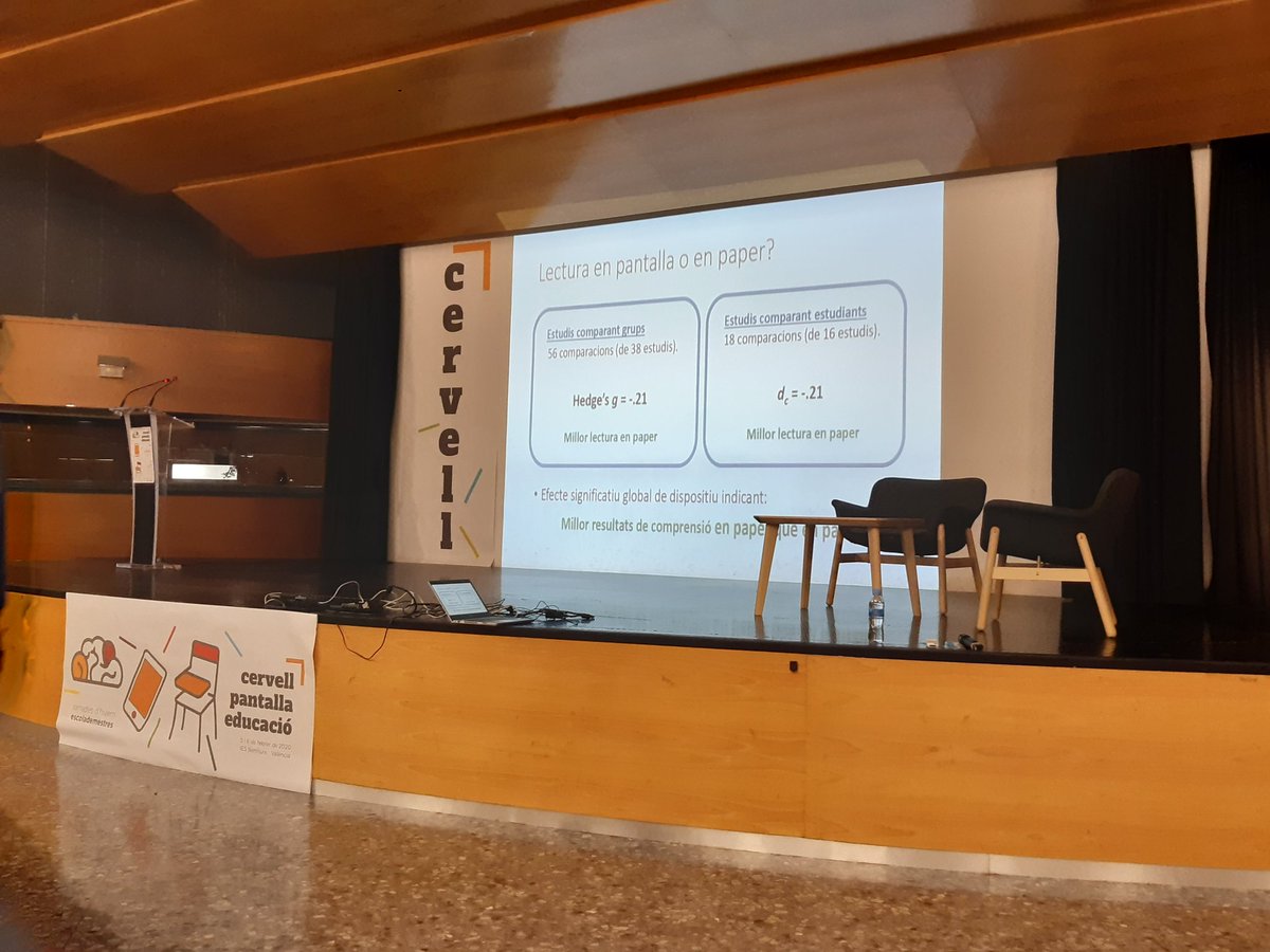 AkoeEducacio's tweet photo. Amb un metaanalisi és pot veure  conclusions "globals"... la lectura digital perjudica la comprensió lectora sobretot amb límit de temps en la lectura, amb textos informatius (no narratius) i amb alumnat més jove @LSalmeron_UV @MestresAkoe @LA_UCEV @FEVECTA @AbacusCoop @UECoE3 https://t.co/m0pqEJWj6E