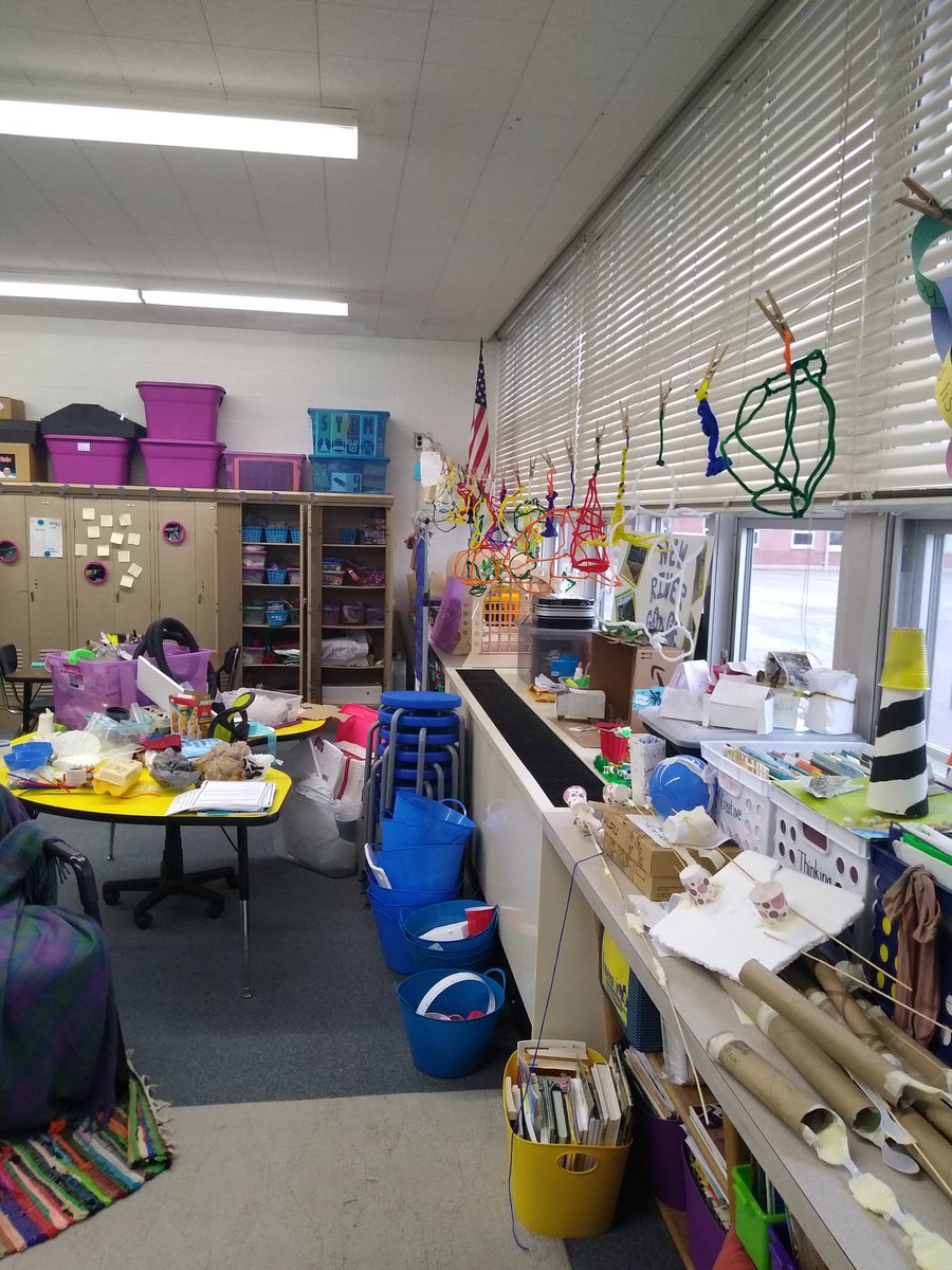 CaseyHoltzman's tweet photo. Thinking of calling this "A Day in the Life of a Gifted/STEM Teacher", "Organized Chaos", or "Engaged Learners: The Leftovers". This represents 5 different learning projects in different grades going on right now...#PrassPride #IRP #InventionConvention #STEM #EscapeClassroom https://t.co/KKTC9kezQr