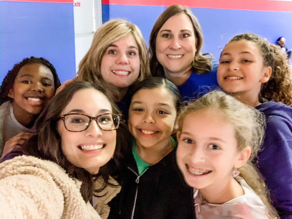 HailzCavanaugh's tweet photo. These kids had so much fun! Clark field trip was a success!! #clarkconnects https://t.co/eXUj6DLVCi