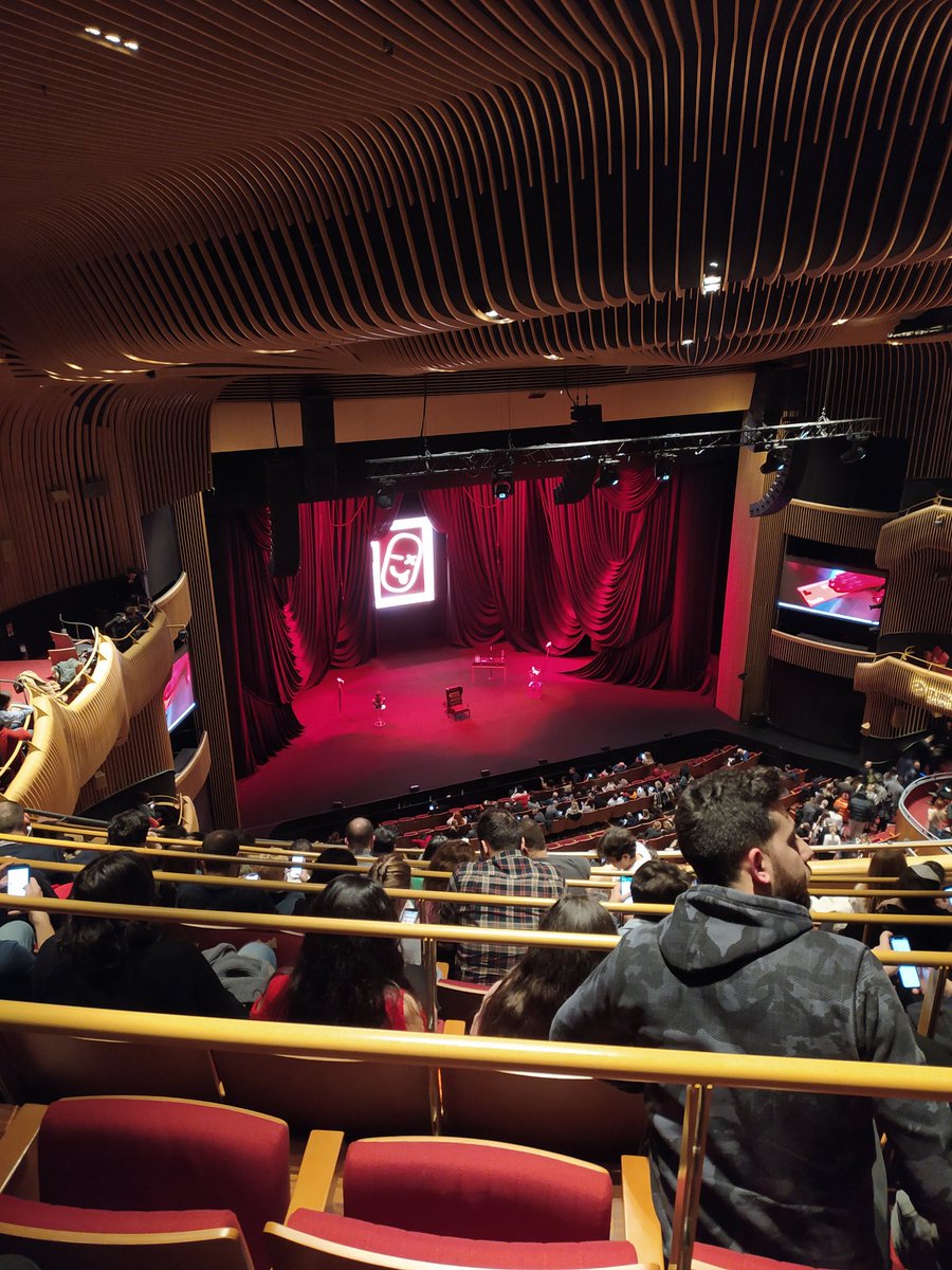 Fazla iyi bee...
<a href="/CMYLMZ/">Cem Yılmaz</a> 
#cemyilmaz