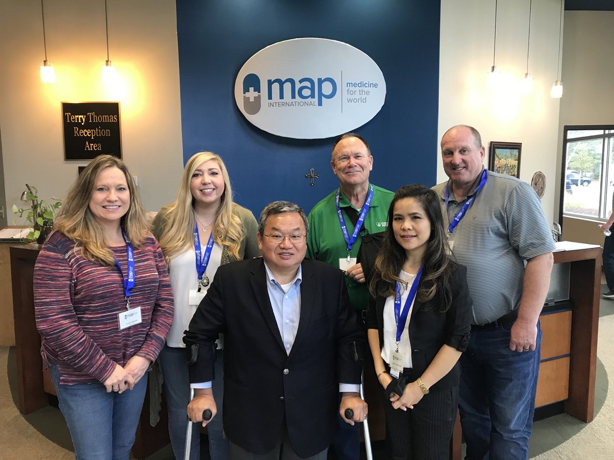 stevenstirling's tweet image. Many thanks to our +40 partners for joining us on SSI for our 3rd Annual Partner Conference.  Thanks to our partners (pharmaceutical and implementing partners), volunteers, donors and staff, we are able to help +13M people around the world each year with life saving Meds.